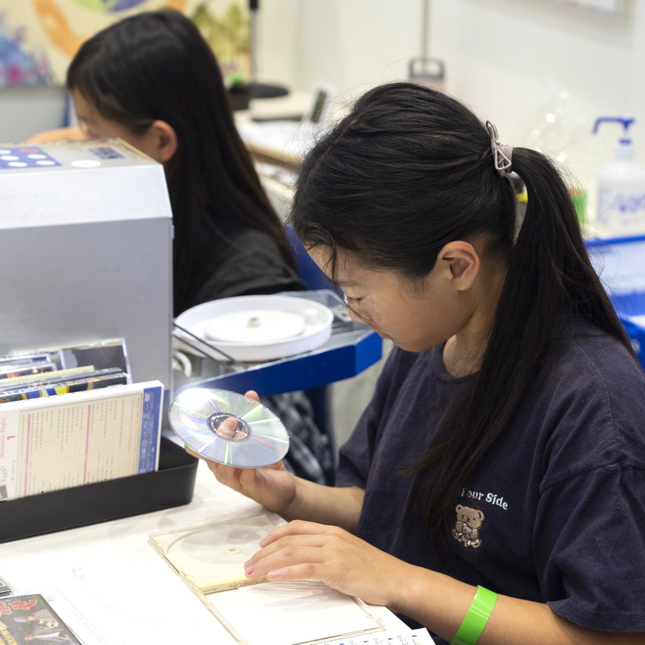 【イベントレポート】来場者アンケートで、参加した小学生と保護…